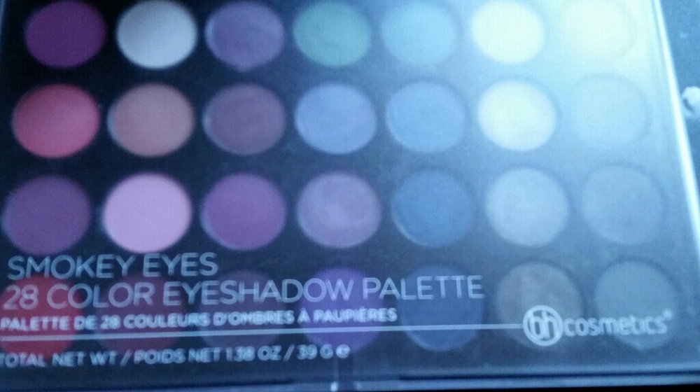 bh cosmetics Smokey Eyes 28 ct